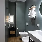 Style & Stone Řím