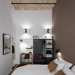 Style & Stone 3* Rome